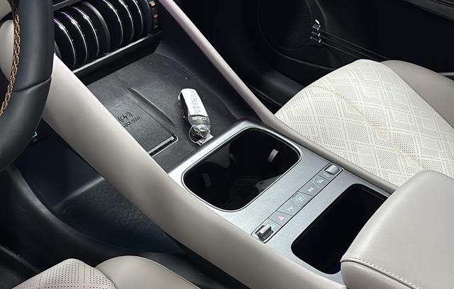 BYD Yuan PLUS 2025 Intelligent Driving 510km Beyond – фото 14