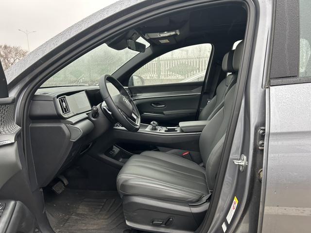 BYD Destroyer 05 2022 DM-i 55KM Com f ort 2025 модификация Second generation Smart Driving Edition DM-i 115KM Transcendent – фото 5