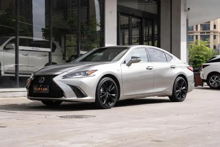 Lexus ES 2021 Model 300h F SPORT