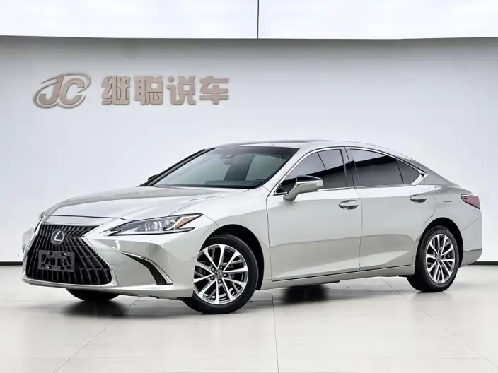 Lexus ES 2022 Model 200 Superior Edition