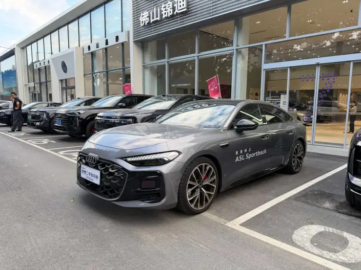 Audi A5 L Sportback 2026 Model 2.0TFSI 150kW Smart Edition quattro Model