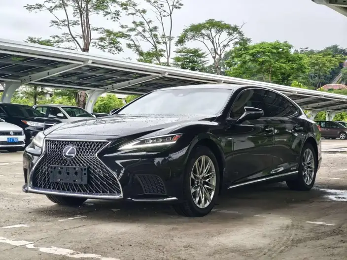 Lexus LS 2021 Model 500h Deluxe Edition