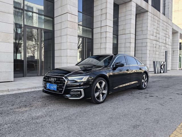 Audi A6L 2023 45 TFSI quattro Sportback – фото 1