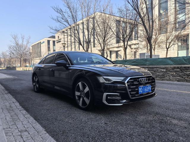 Audi A6L 2023 45 TFSI quattro Sportback – фото 3