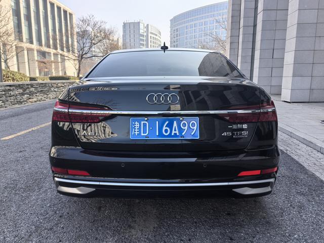 Audi A6L 2023 45 TFSI quattro Sportback – фото 5