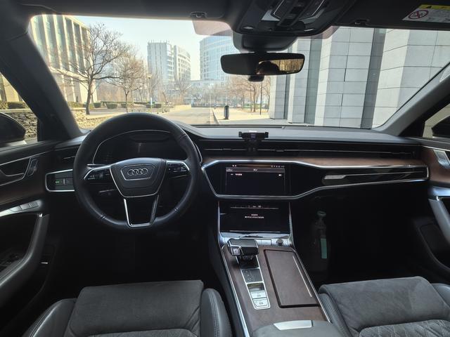 Audi A6L 2023 45 TFSI quattro Sportback – фото 8