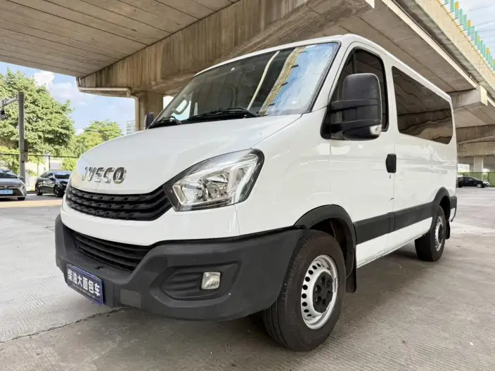 Iveco Wolfson 2021 Model 2.0T Manual Chao Rui Short axis Low top Manual door F1A