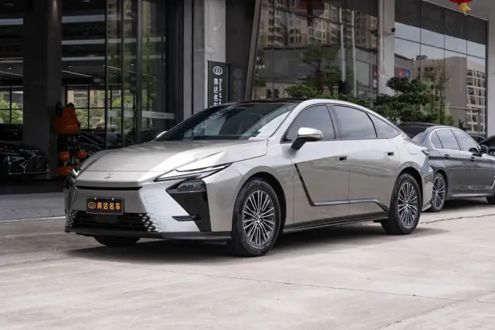 Lexus ES 2026 Model 300h