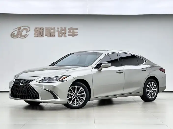 Lexus ES 2021 Model 260 Superior Edition