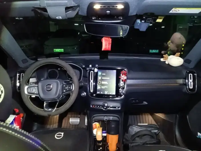 Volvo XC40 2020 Model T5 4WD Smart Elegance Sports Edition – фото 5