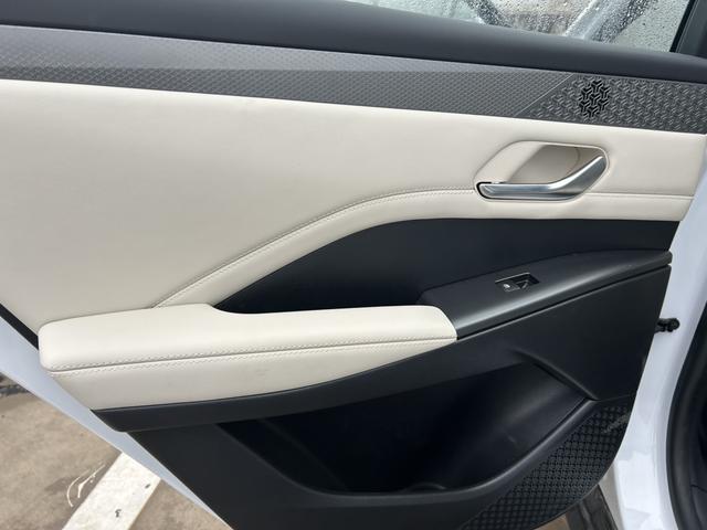 BYD Qin PLUS DM 2025 Model S mart Driving Edition DM-i 120KM Transcendent – фото 9