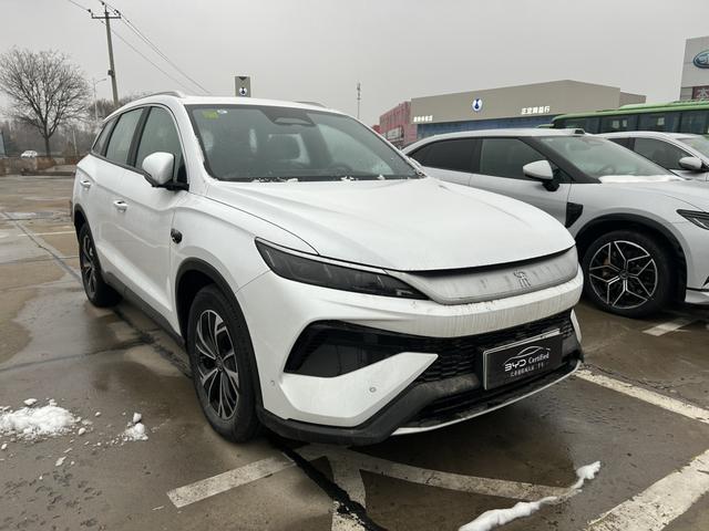 BYD Destroyer 05 2022 DM-i 55KM Com f ort 2025 модификация Second generation Smart Driving Edition DM-i 115KM Transcendent – фото 2