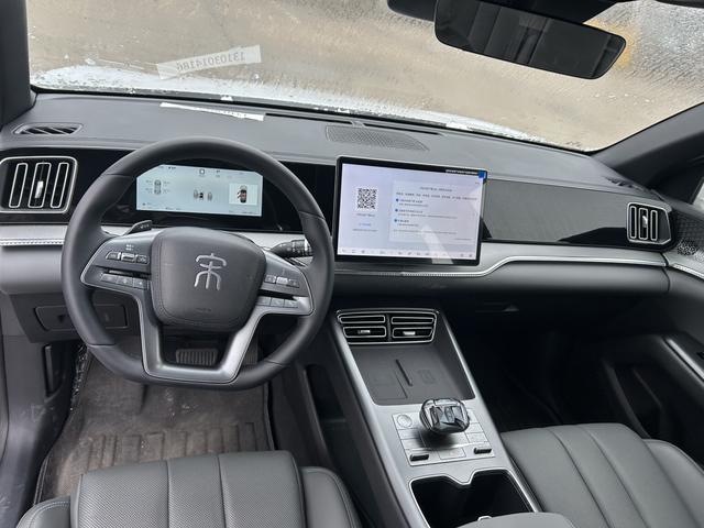 BYD Destroyer 05 2022 DM-i 55KM Com f ort 2025 модификация Second generation Smart Driving Edition DM-i 115KM Transcendent – фото 11