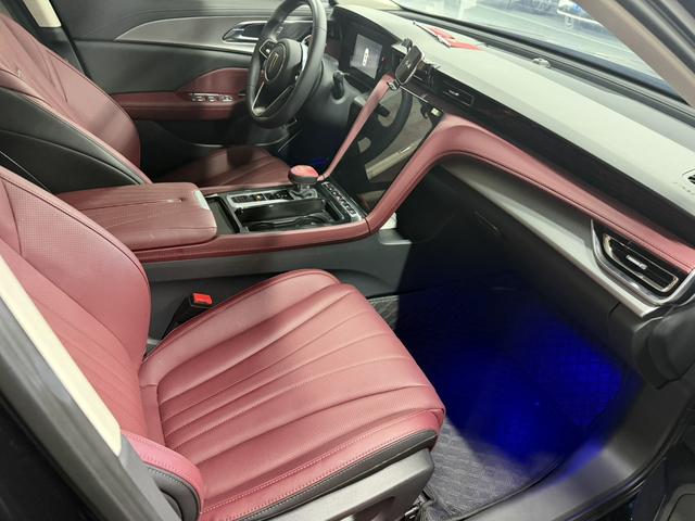 Hongqi H5 2024 2.0T Automatic Smart Connect Flag Smooth – фото 11