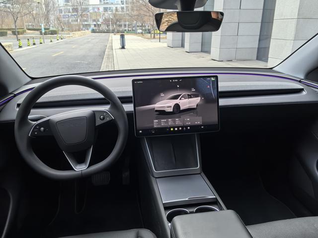 Tesla Model Y 2025 Long Range AWD – фото 9