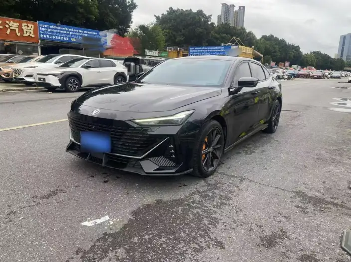Changan UNI-V 2022 Model 1.5T Noble Model