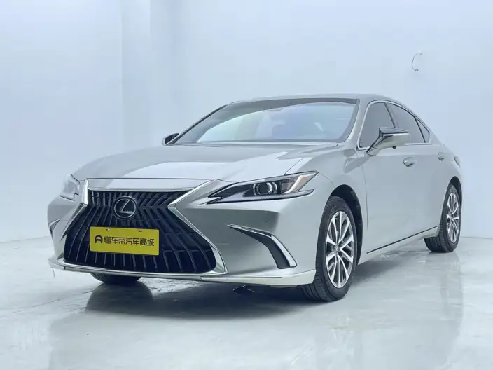 Lexus ES 2024 Model 200 Premium