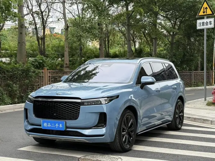 Li Auto ONE 2021 Model Extended Range 6 seat Edition