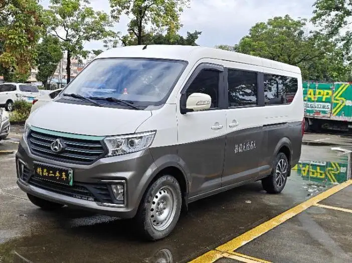 Cross Star V5 EV 2022 Model 300km 6 seat Passenger car