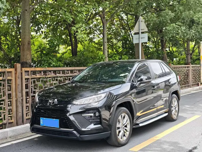 Toyota Wildlander 2022 Model 2.0L 2WD Deluxe Edition