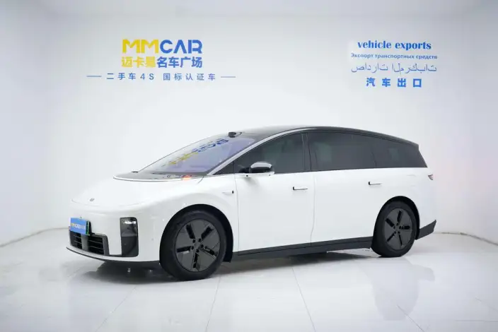Li Auto i8 2025 Model Standard Edition