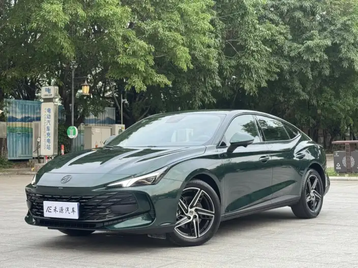MG7 2025 Model 1.5T DCT Deluxe Edition