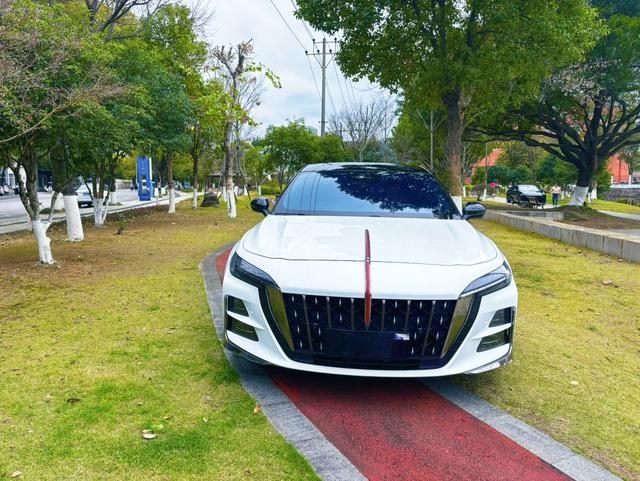 HONGQI H6 2024 2.0T Beauti f ul Edition – фото 2