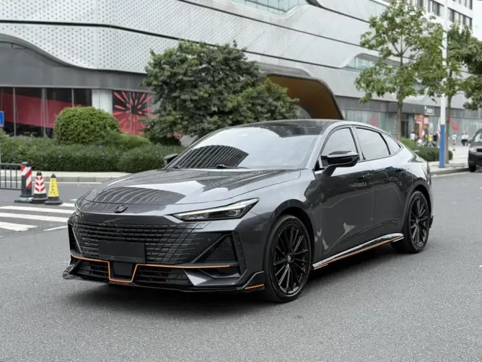 Changan UNI-V 2023 Model 1.5T Sports Edition