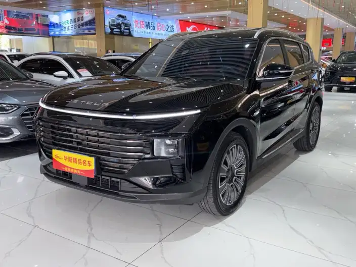 Jetour X70 PLUS 2025 Model 1.5T 6DCT Deluxe Edition 7 seat