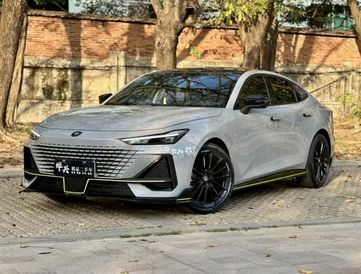 Changan UNI-V 2022 Model 1.5T Sports Edition