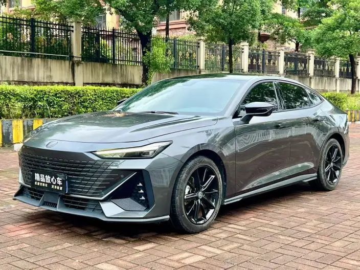 Changan UNI-V 2023 Model 1.5T Noble Model