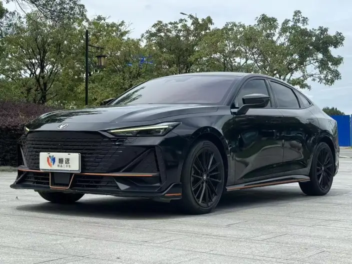 Changan UNI-V 2023 Model 1.5T Sports Edition