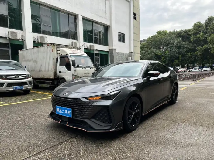 Changan UNI-V 2023 Model 2.0T Fengsu Edition