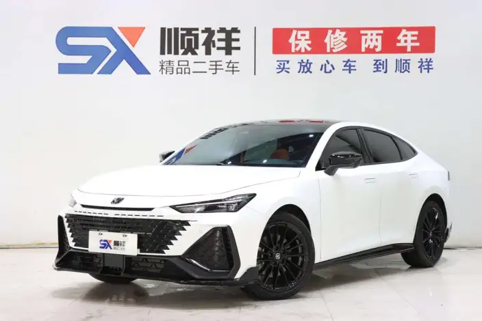 Changan UNI-V 2023 Model 2.0T Leading speed Edition