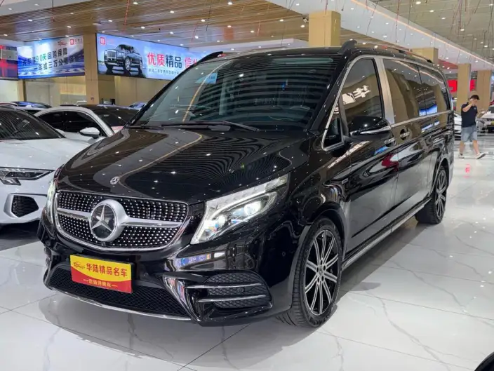 Mercedes-Benz V-Class 2022 Model V 260 L Long wheelbase Premium Edition