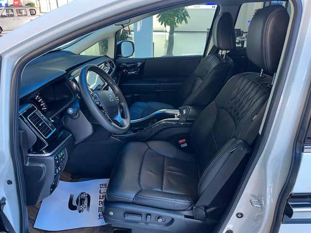 Honda Elysion 2019 2.0L e:HEV Comfort – фото 6