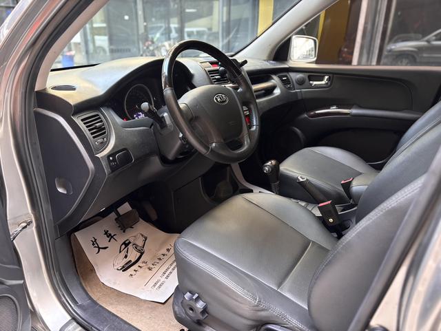 Sportage 2013 модификация 2.0L автоматическое 2WD Edition GLS – фото 4