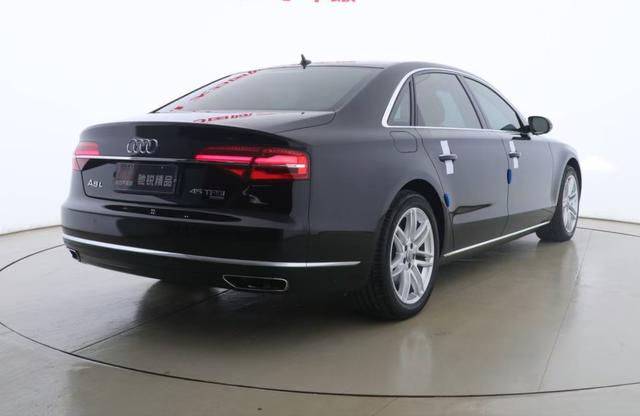 Audi A8 2017 модификация A8L 45 TFSI quattro Com f ort – фото 7