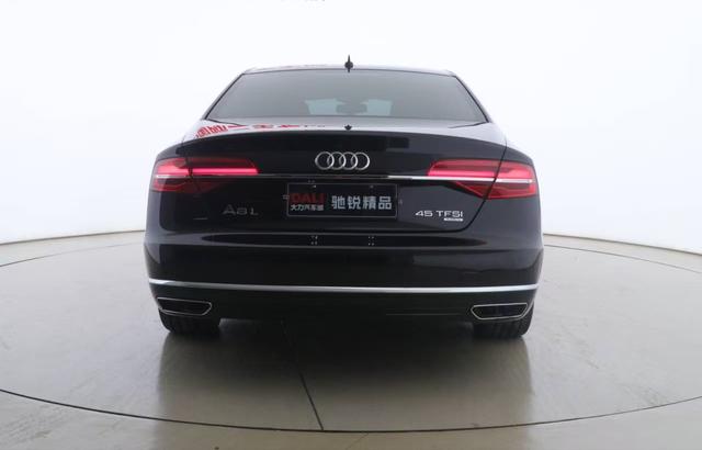 Audi A8 2017 модификация A8L 45 TFSI quattro Com f ort – фото 8