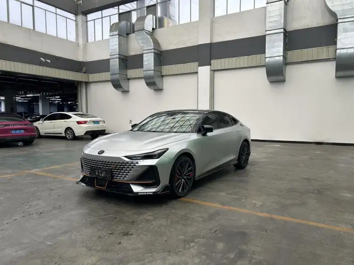 Changan UNI-V 2022 Model 1.5T Sports Edition