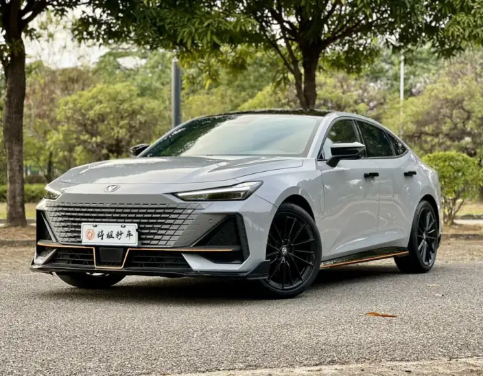 Changan UNI-V 2022 Model 1.5T Sports Edition