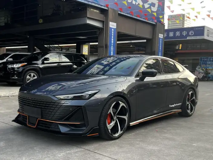 Changan UNI-V 2023 Model 1.5T Sports Edition