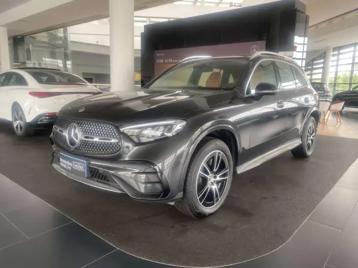 Mercedes-Benz GLC 2025 Model GLC 260 L 4MATIC Luxury Model 5 seat