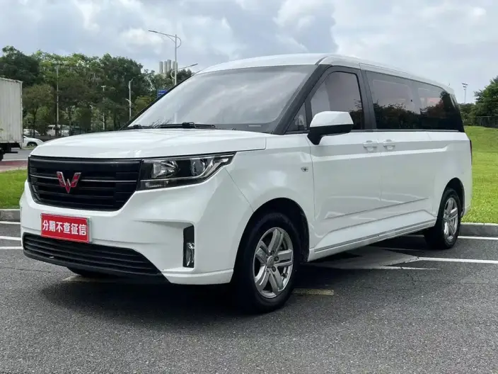 Wuling Zhcheng 2021 Model 1.5T Manual Luxury Model