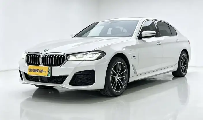 BMW 5 Series PHEV 2022 Model Facelift II 535Le Pioneer Edition M Sports Set