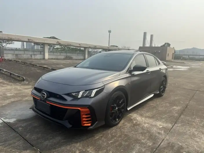 Emzoom 2022 Model 270T J16 R-Style Track Edition
