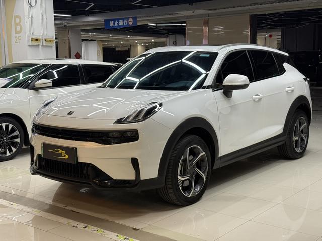 Lynk & Co 06 EM-P Раздел 2023 PHEV Remix Pro – фото 1