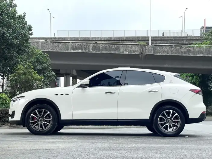 Levante 2021 Model 3.0T Standard Edition