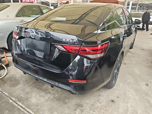 Nissan Sylphy 2021 1.6L XL CVT Enjoy – фото 9