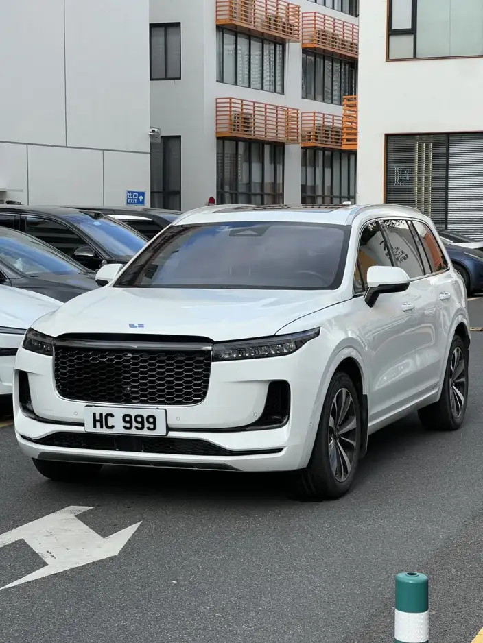 Li Auto ONE 2021 Model Extended Range 6 seat Edition